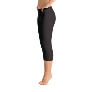 #e6351e80 - Black Chocolate Unicorn Magic Dust - ALTINO Sport Capri Leggings